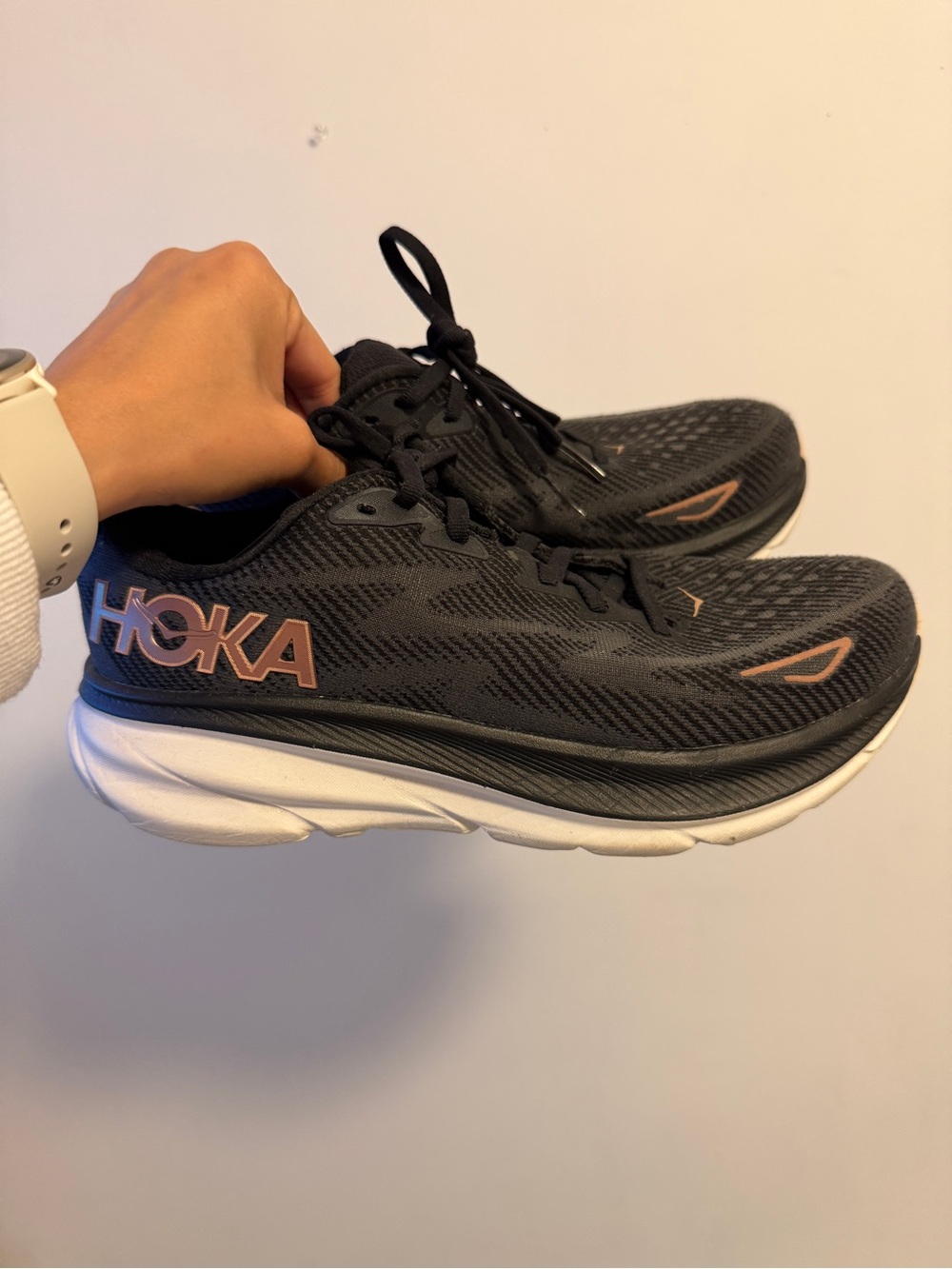 Hoka Clifton 9